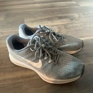 Grey Nike Zoom shoes